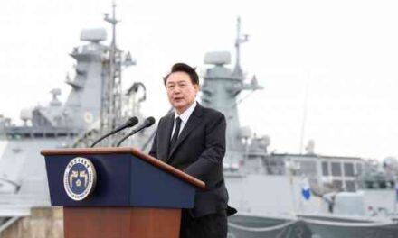 Yoon Warns N. Korea of Overwhelming Response