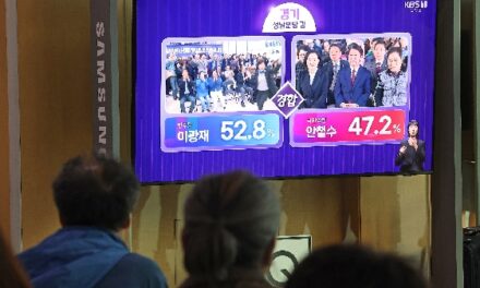 Exit Poll: DP’s Lee Projected to be Ahead of PPP’s Ahn in Bundang A District