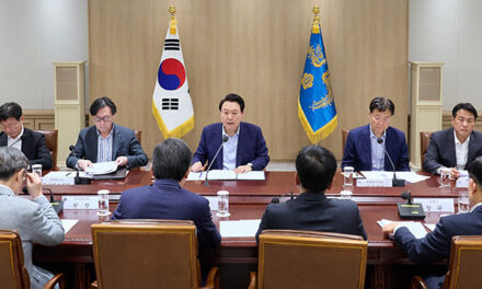 Yoon Convenes Emergency Meeting on Middle East Situation
