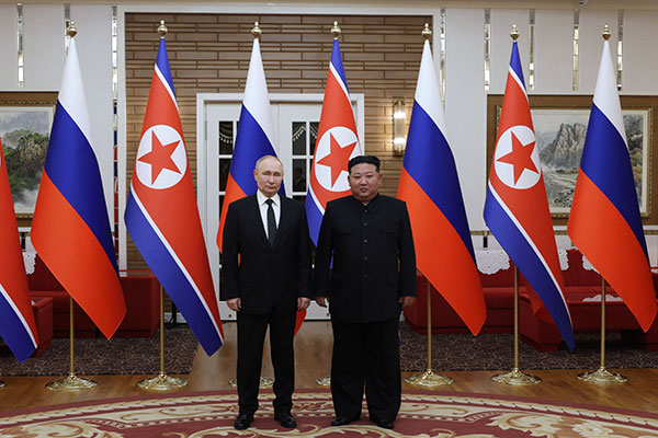 Kim, Putin Ensure Continued Military Collaboration amid Russian War against Ukraine