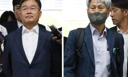 Warrants Issued for Two Accused of Defaming Pres. Yoon in Media Interview