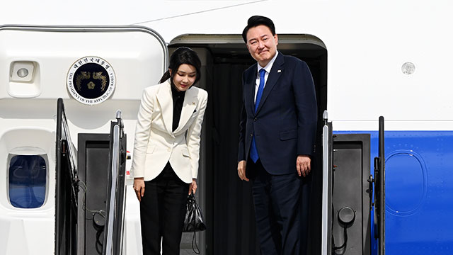 Yoon Heads Home after NATO Summit